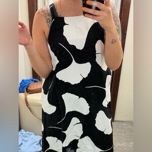 Alfani Black and White Petite Shift dress